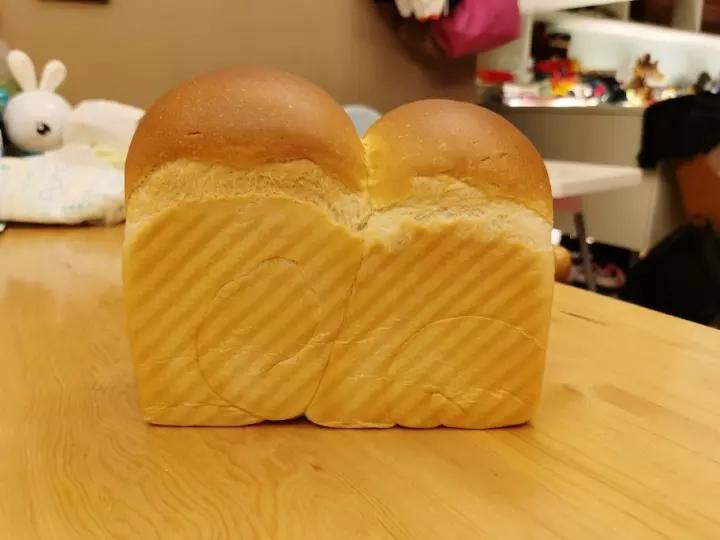 老面加入直接法              吐司与小餐包