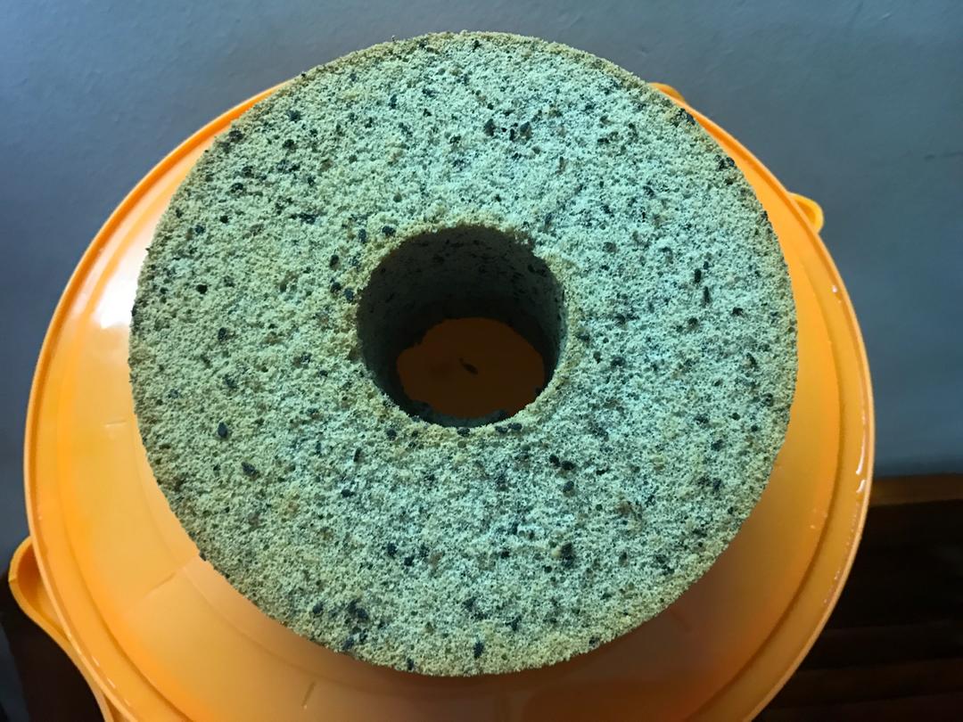 不“气疯”的戚风蛋糕-黑芝麻戚风