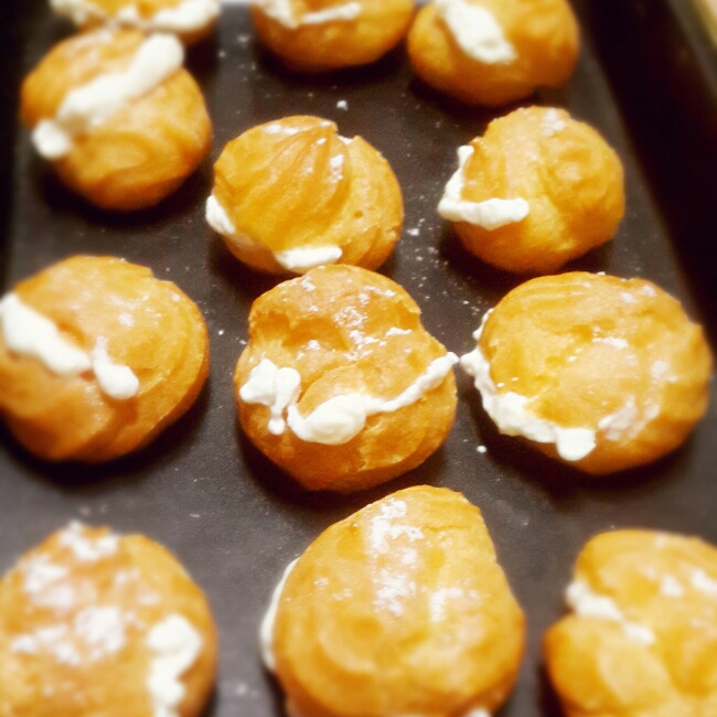 菲妞的小世界大生活做的奶油泡芙