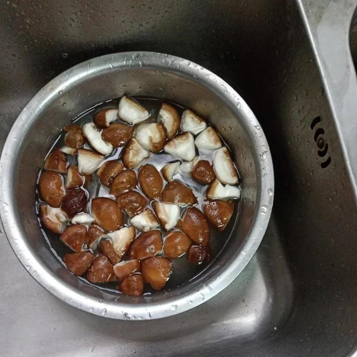 土豆鸡块（黄焖鸡）