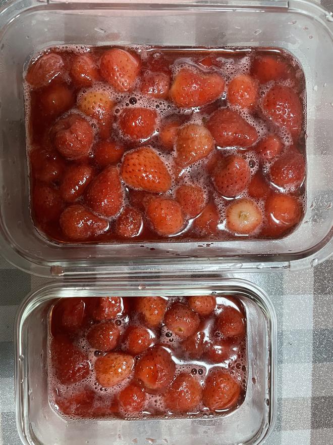 冰点草莓的做法