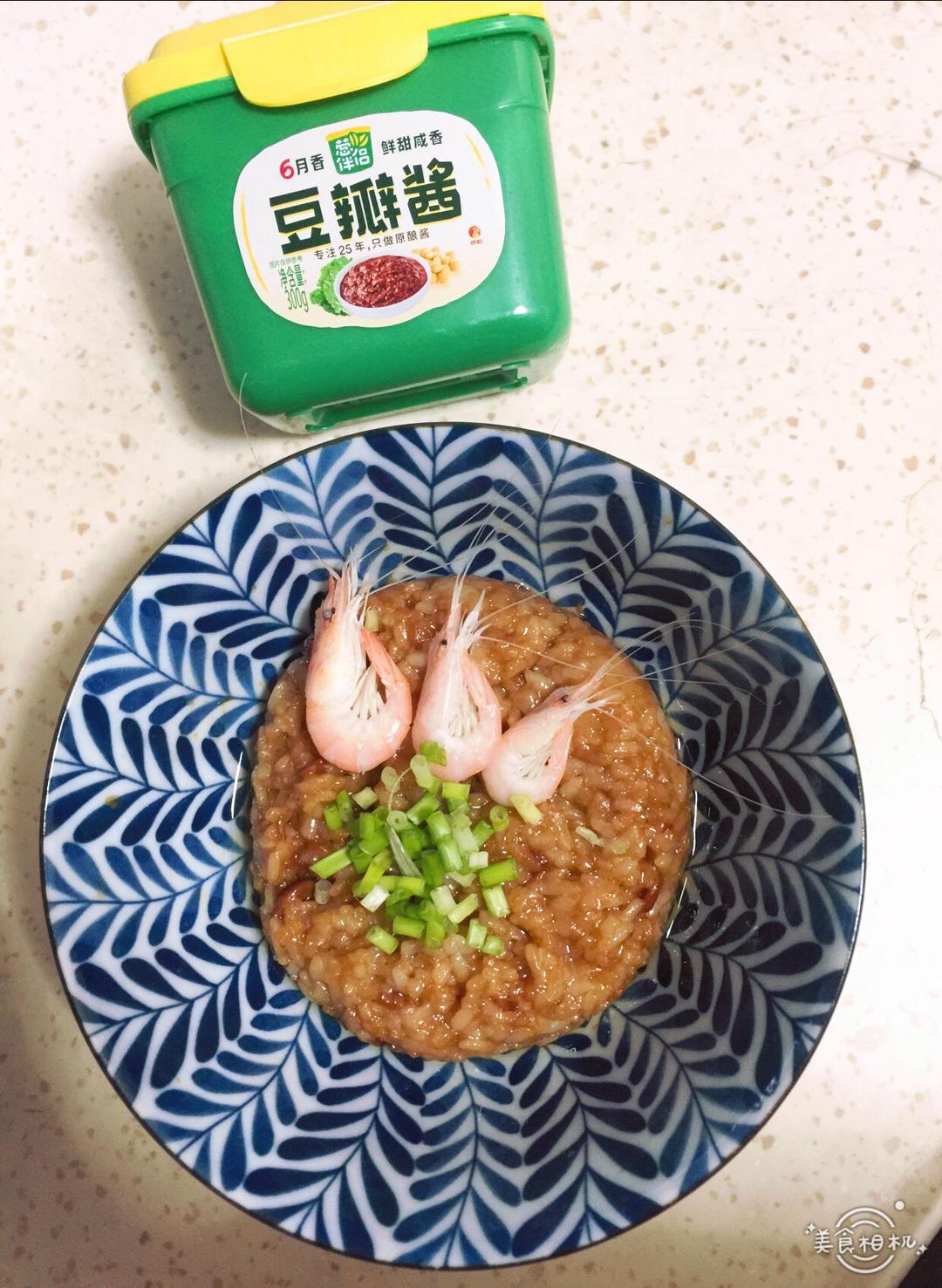 快手豆瓣酱炒饭的做法