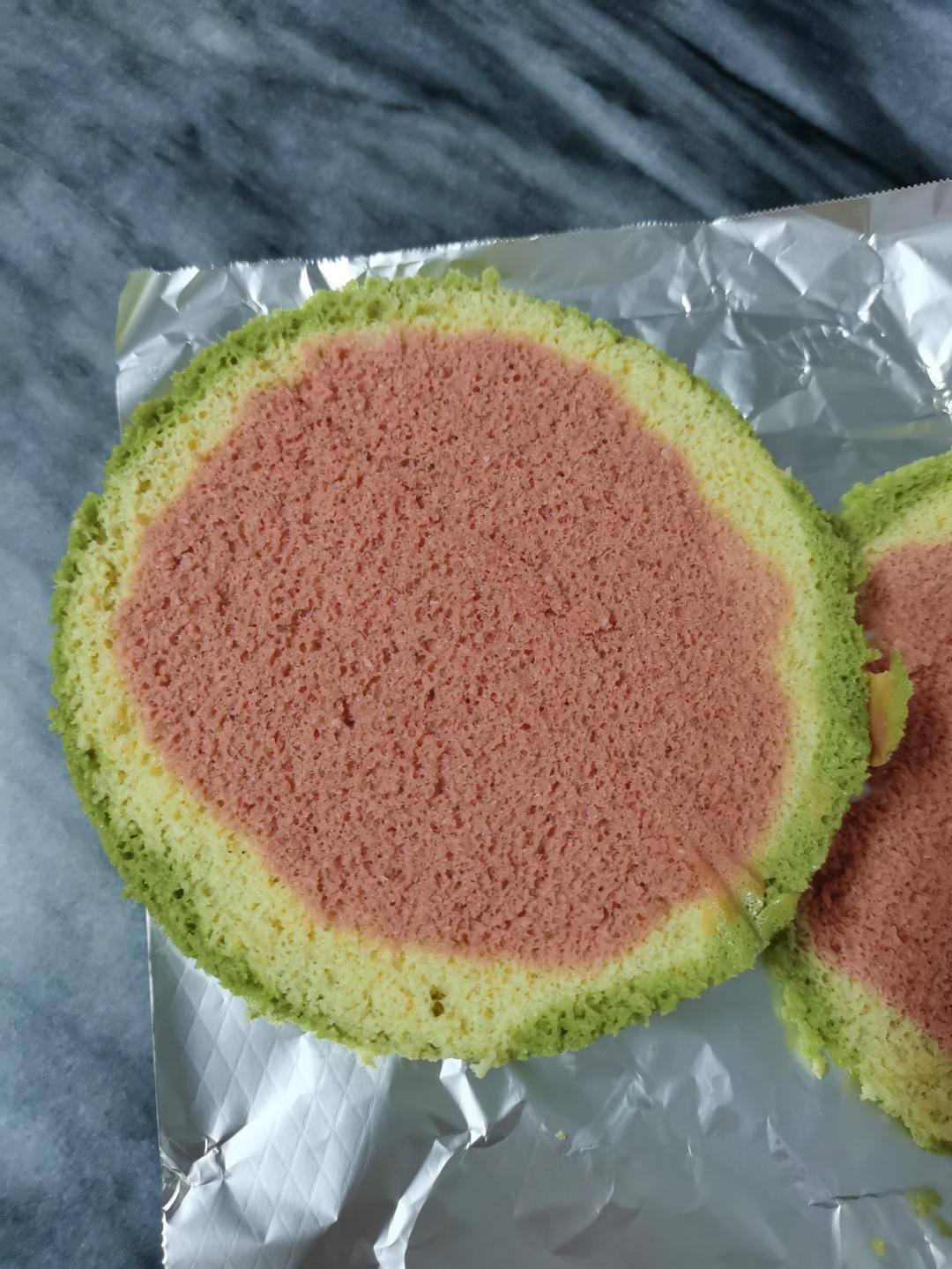 圣诞配色的低碳水西瓜蛋糕
