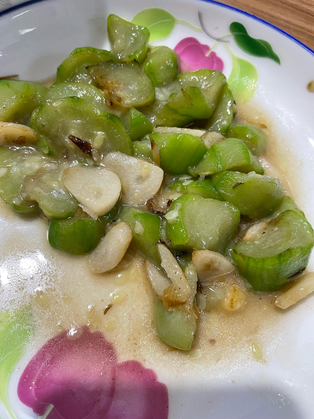 炝炒丝瓜 素烧丝瓜