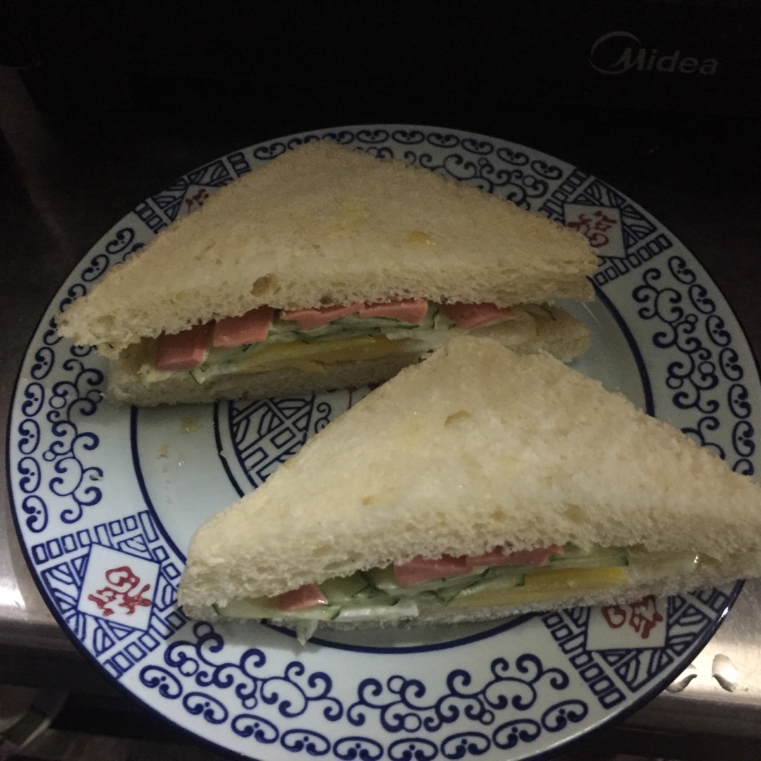 火腿芝士蛋三文治