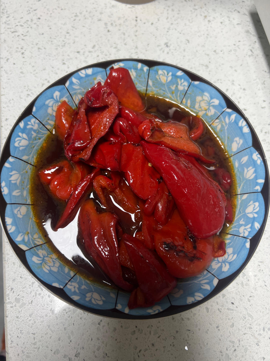 百吃不厌的糖醋虎皮青椒，有丰富的维C、膳食纤维，多吃益善
