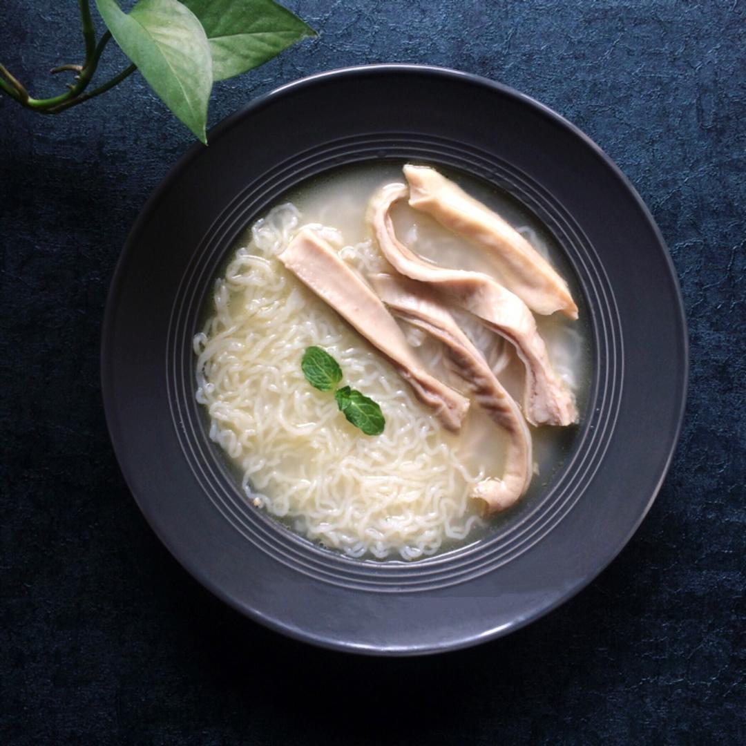 老火靓汤记—胡椒猪肚鸡汤