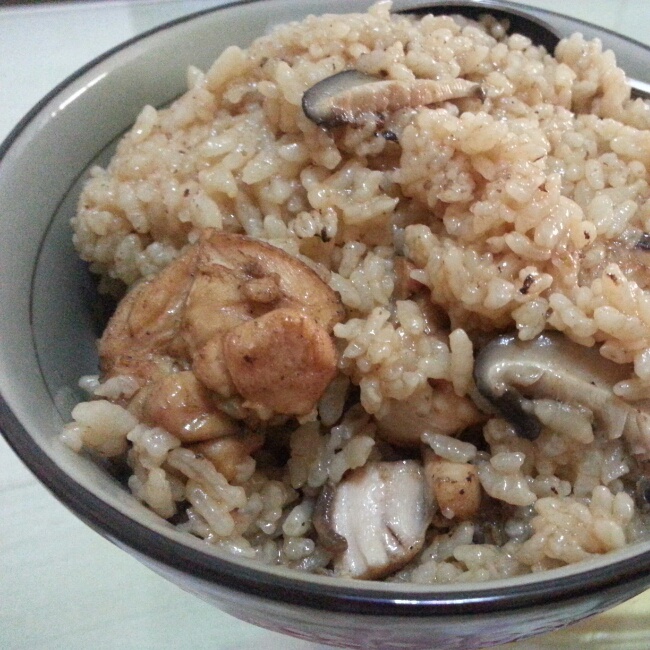 香菇鸡肉饭