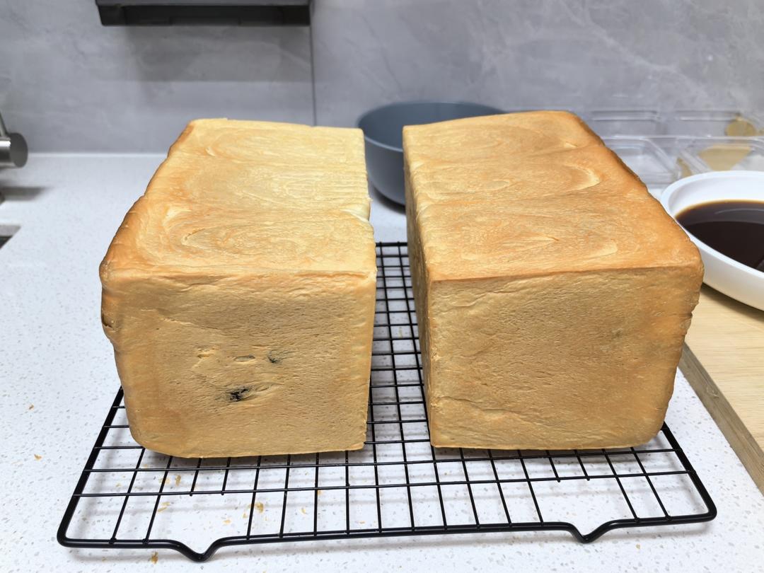 🍞消耗淡奶油吐司｜无黄油｜软绵绵｜奶香浓郁
