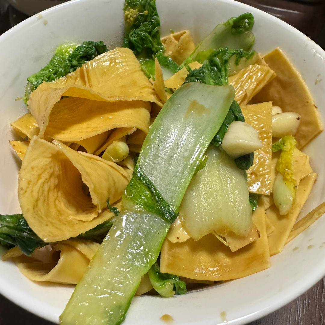 豆皮炒杭白菜