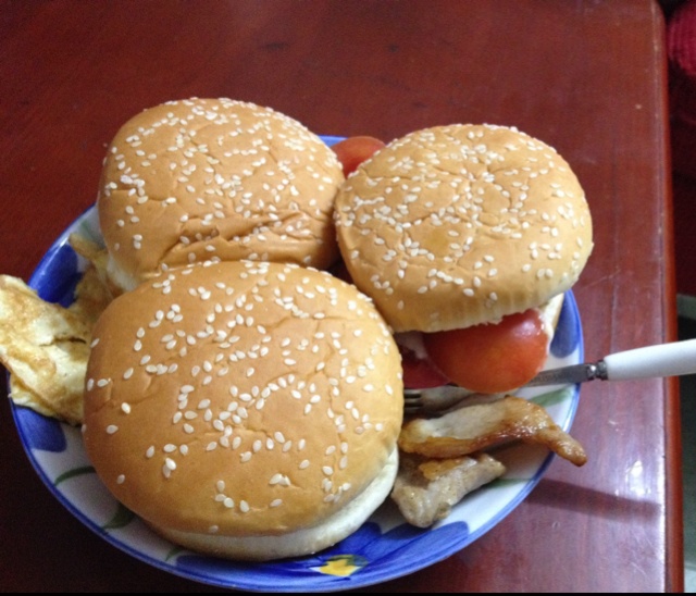 自制营养肉饼汉堡包