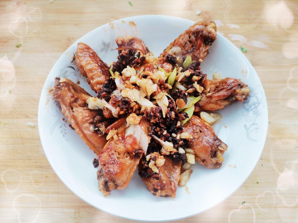 不要再可乐鸡翅了，求求你试试蒜香鸡翅吧，香味捅破天花板！