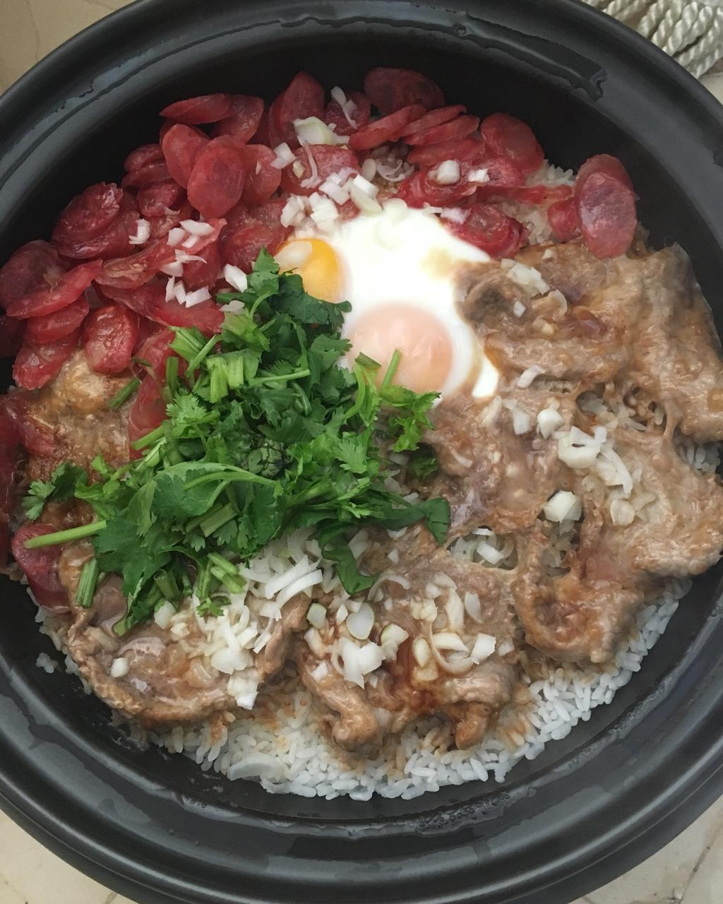 煲仔饭，从零到一教你做（内附香菇滑鸡和牛肉煲仔饭做法）