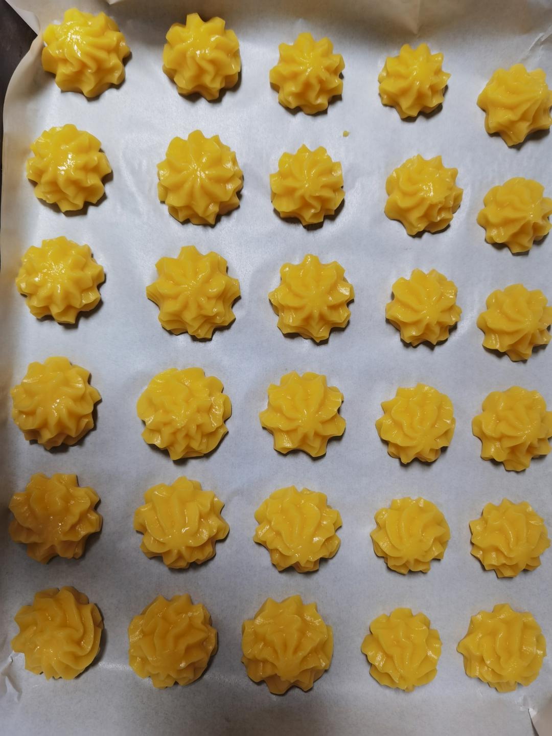 简单易成功的奶油小泡芙做法