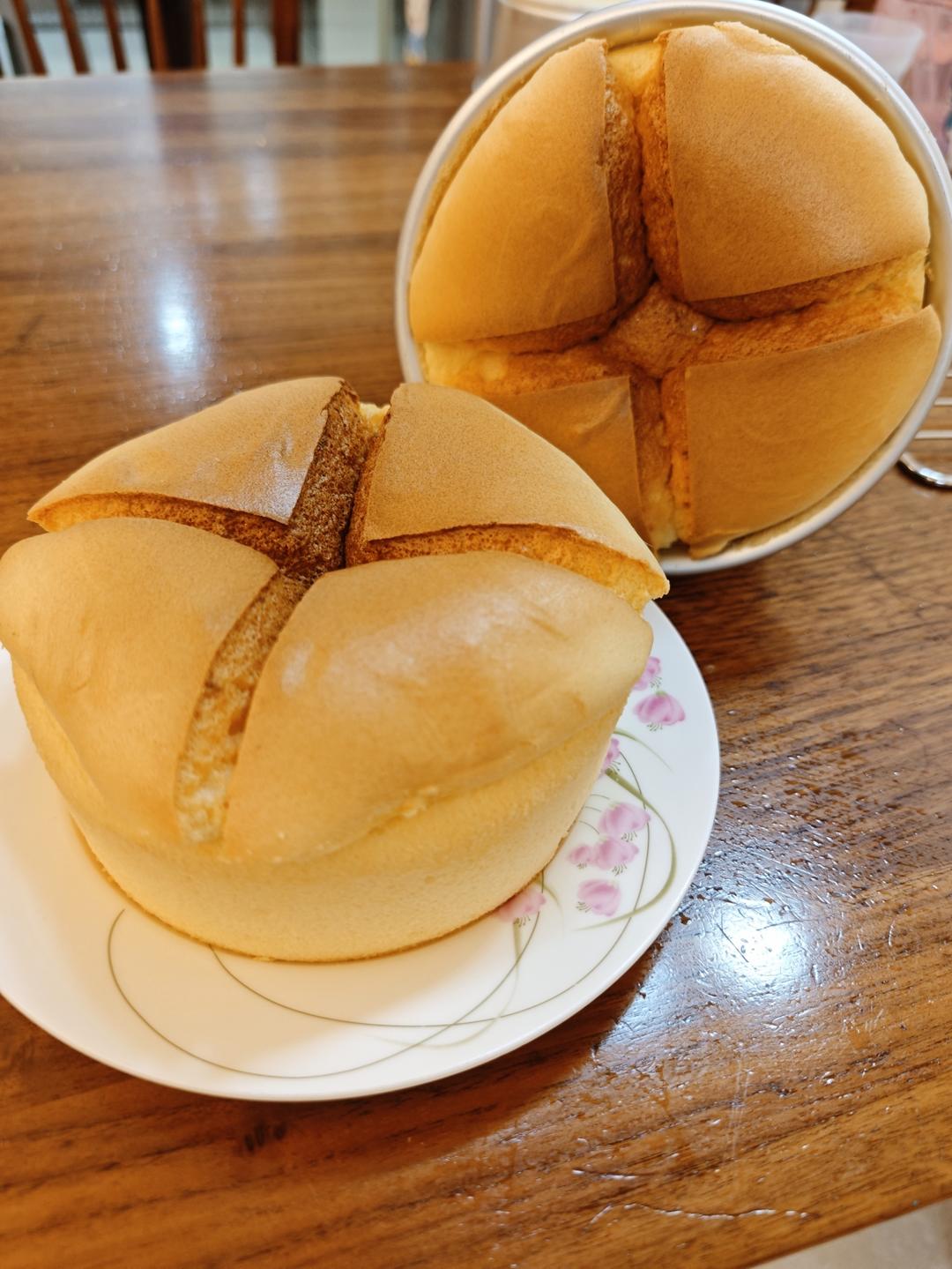 像云朵一样柔软的牛奶软蛋糕