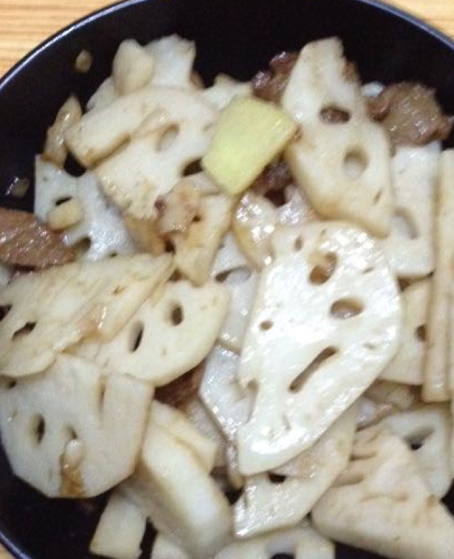 莲藕炒肉