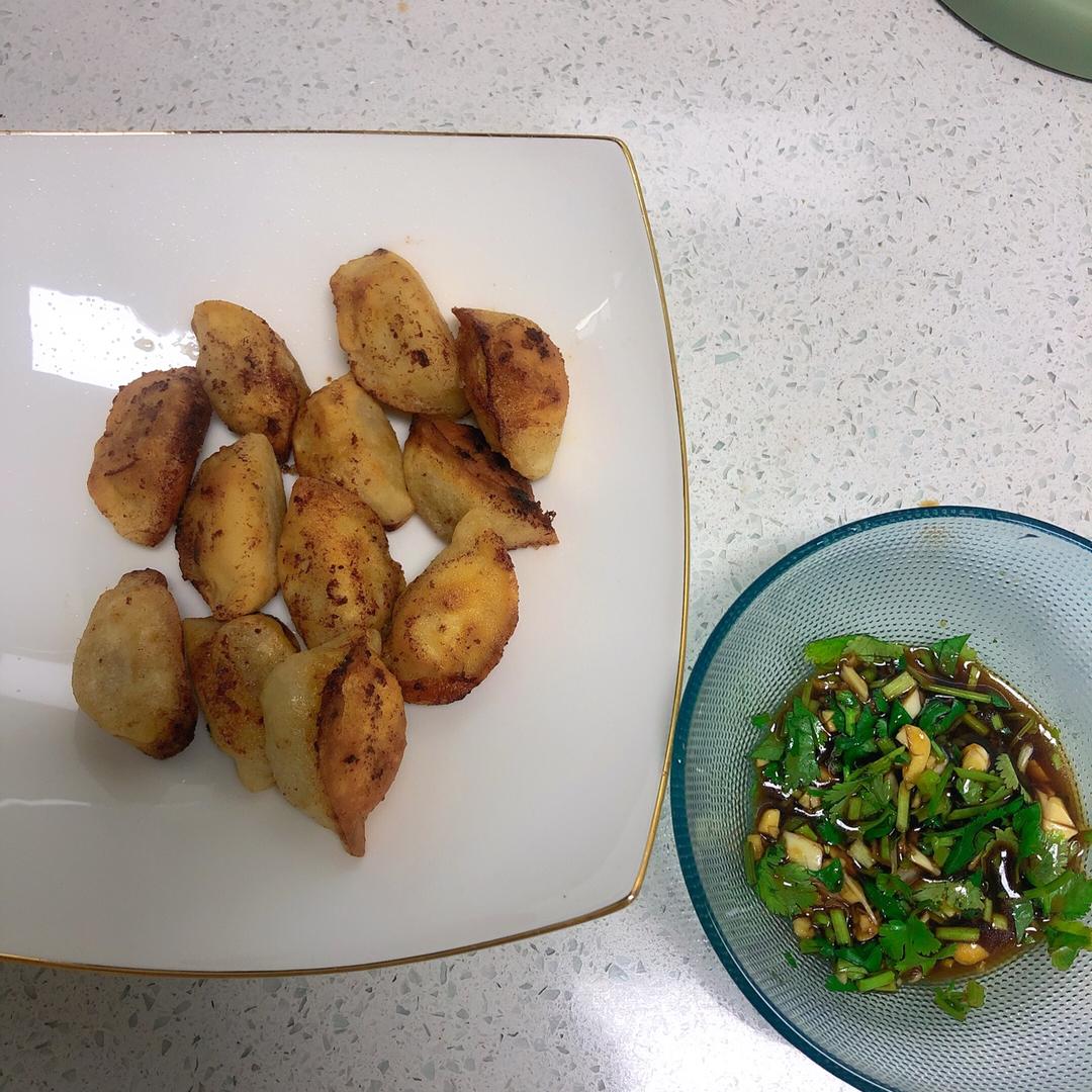 冰冻饺子快手煎