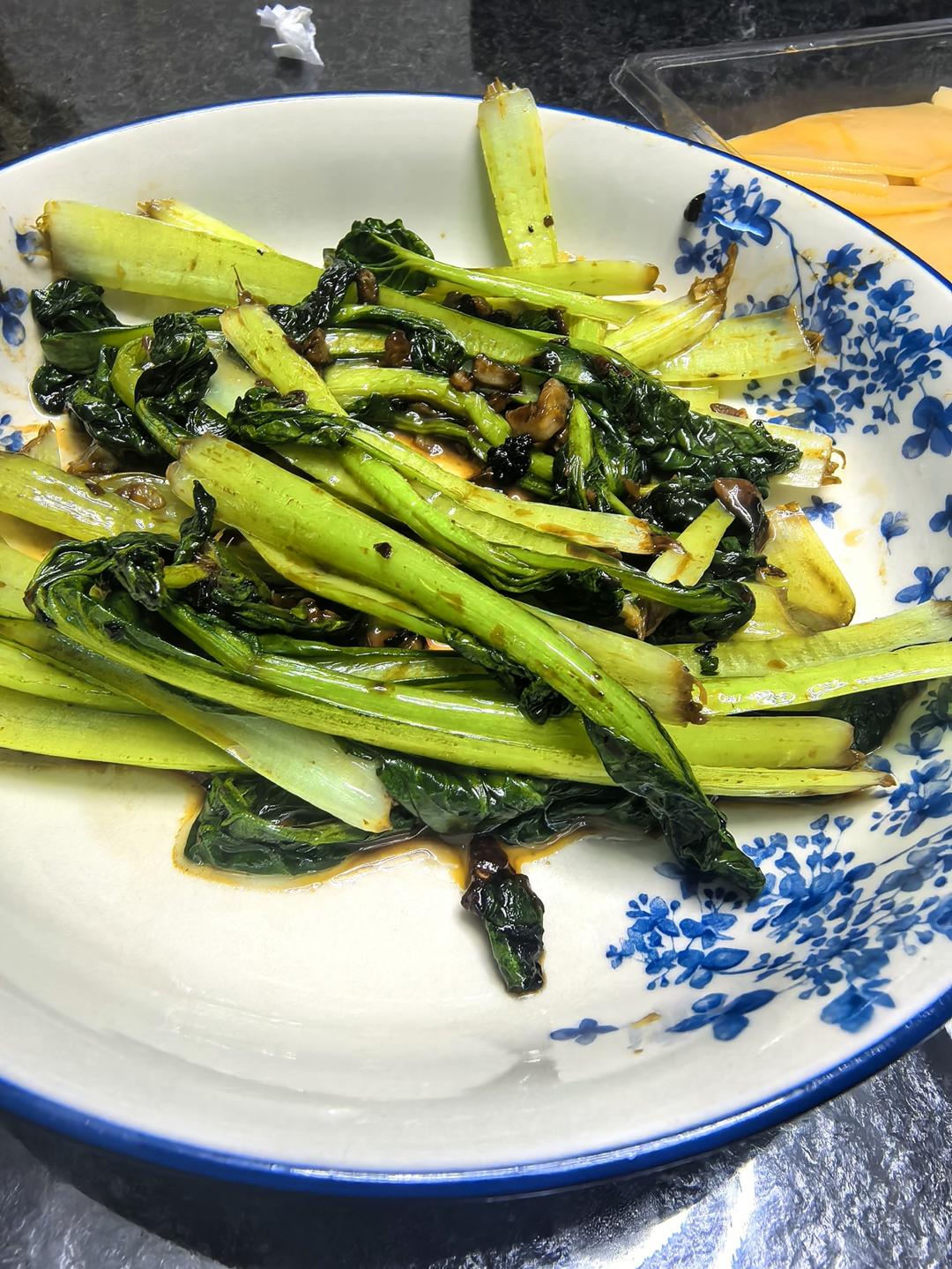 清炒乌塌菜（菊花菜）