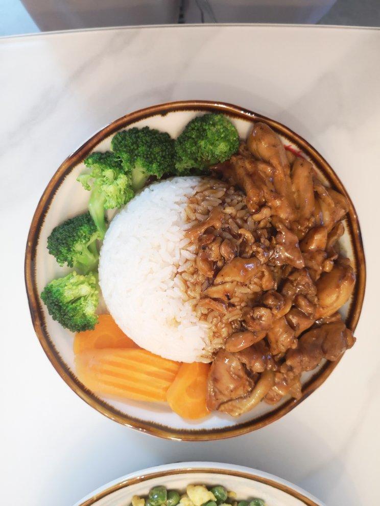 照烧鸡腿饭