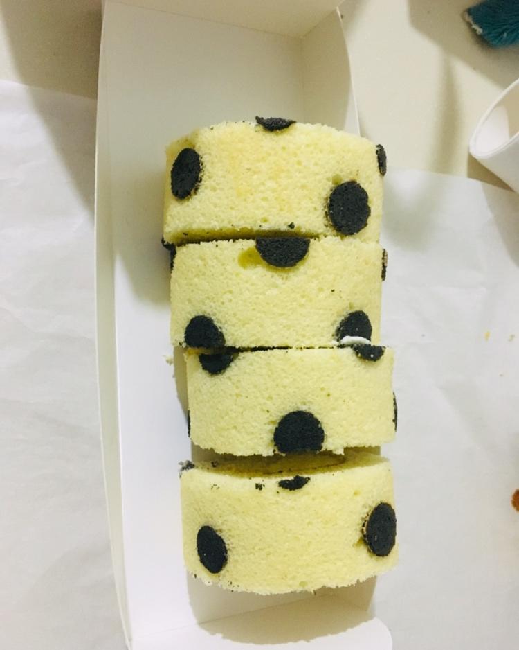 可可波点蛋糕卷