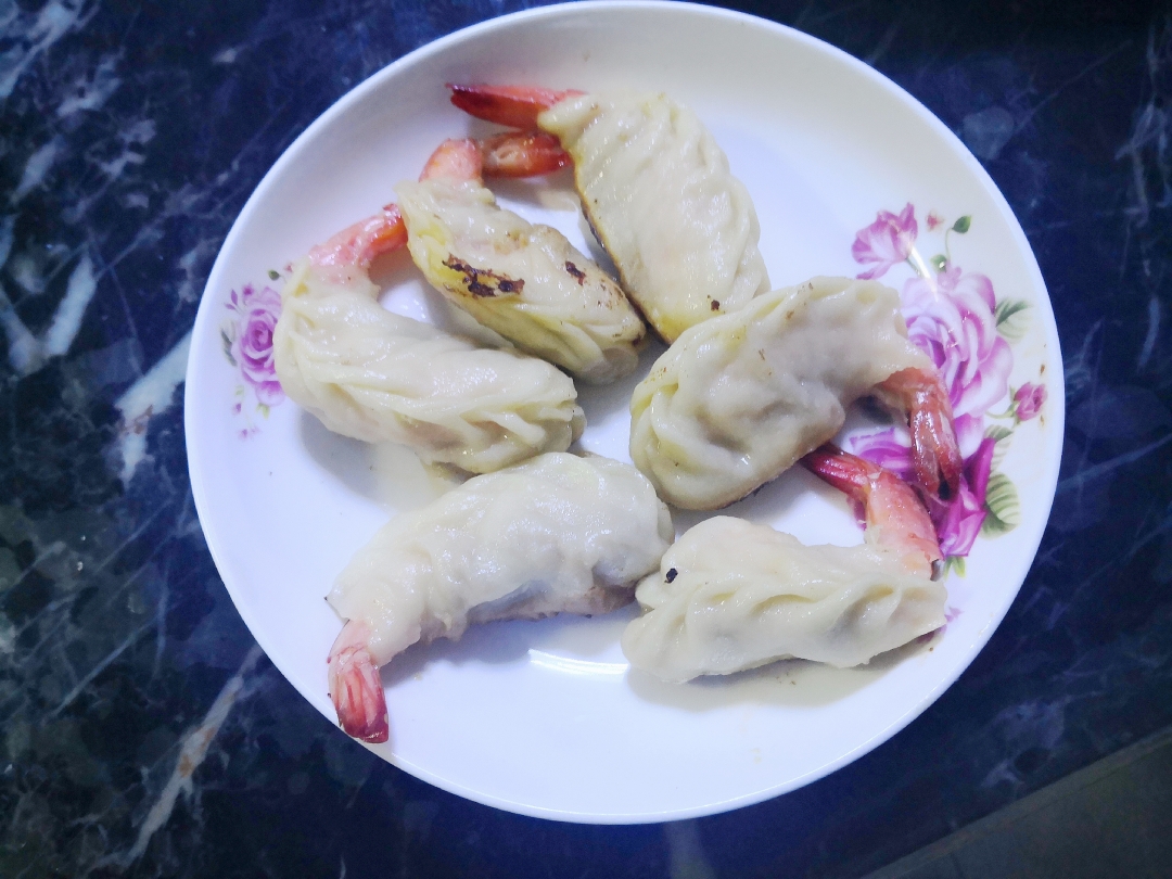 生煎凤尾虾饺的做法 步骤7