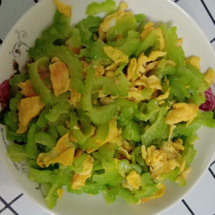 苦瓜炒鸡蛋