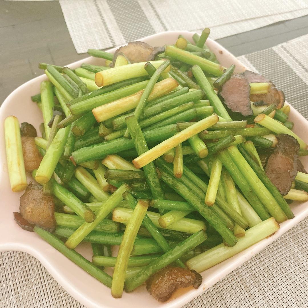 蒜苔炒腊肉