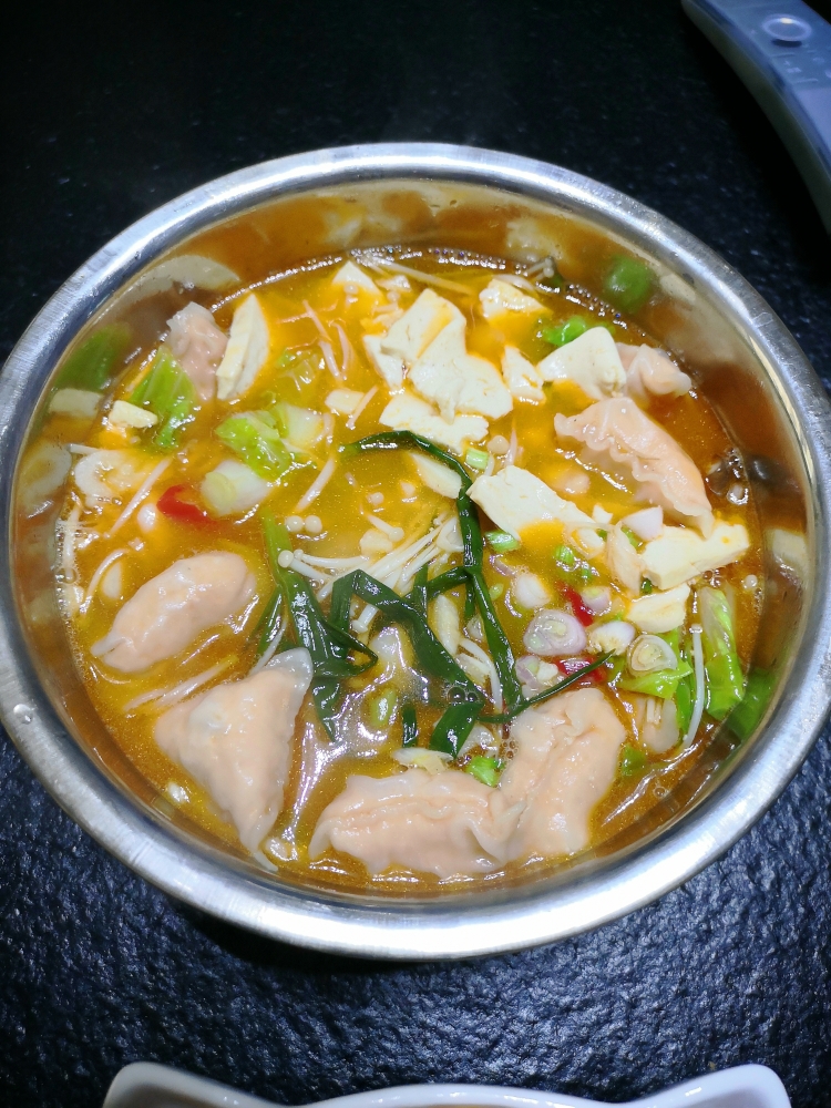 鲜虾蔬菜豆腐汤的做法