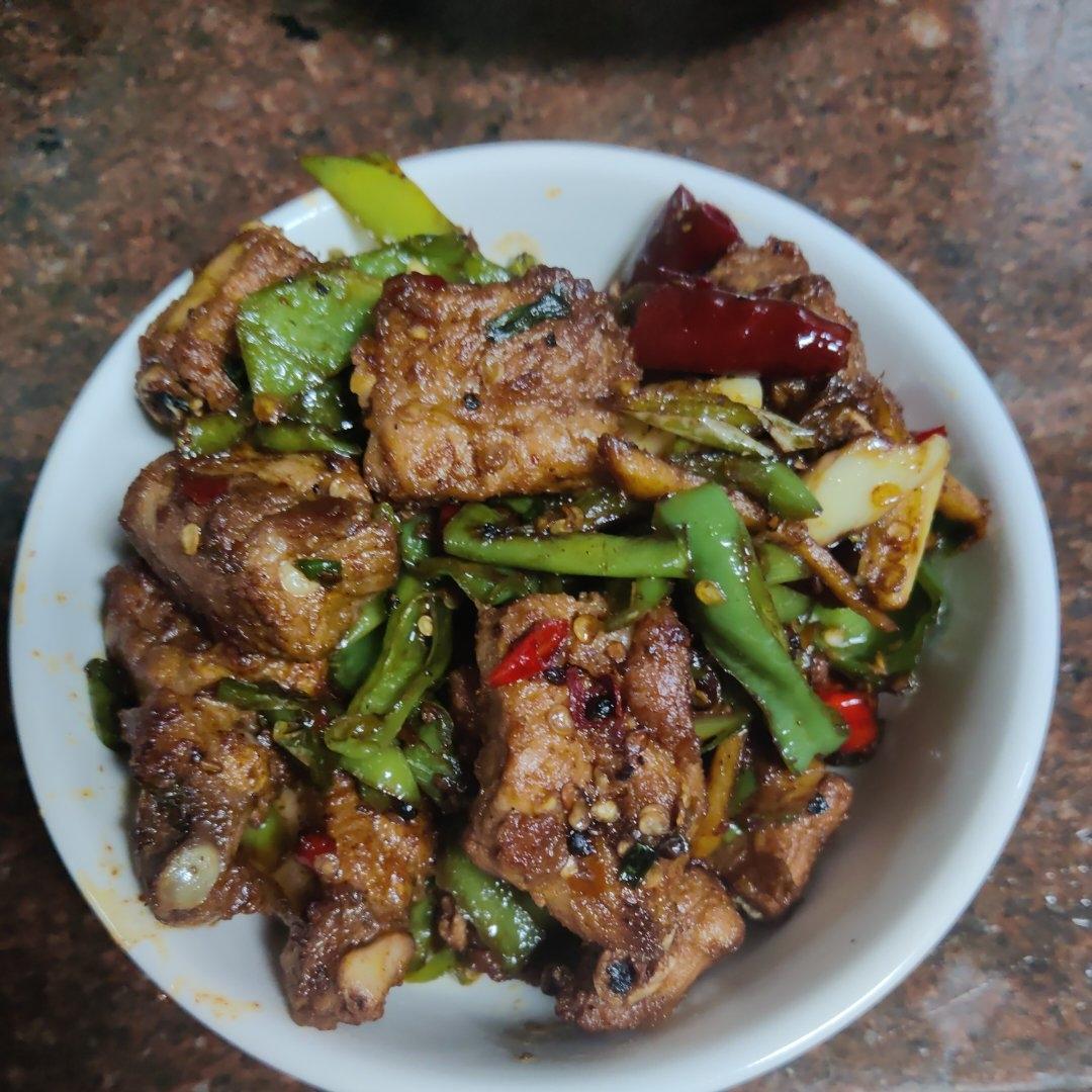 辣椒炒排骨