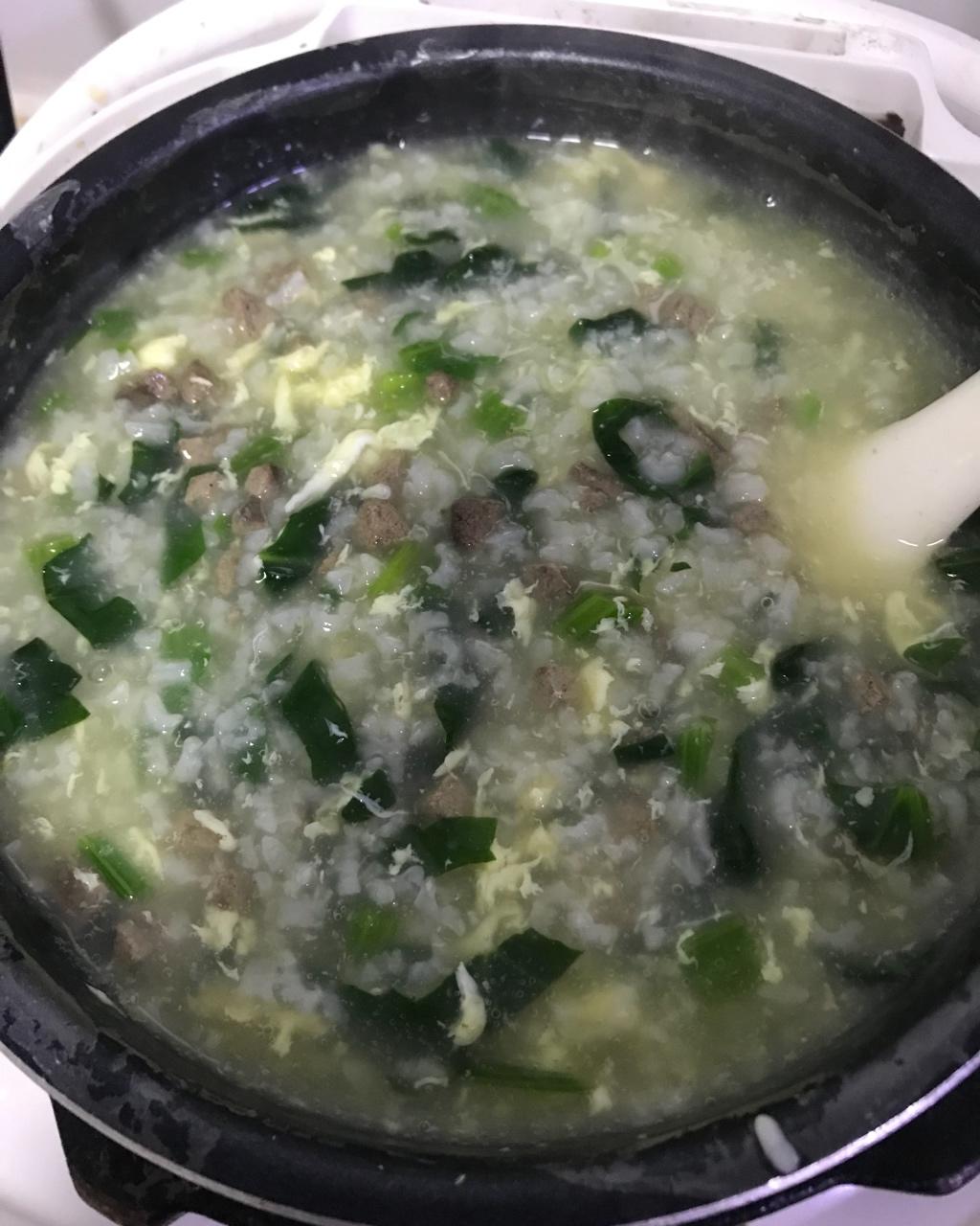 菠菜猪肝粥  宝宝辅食食谱