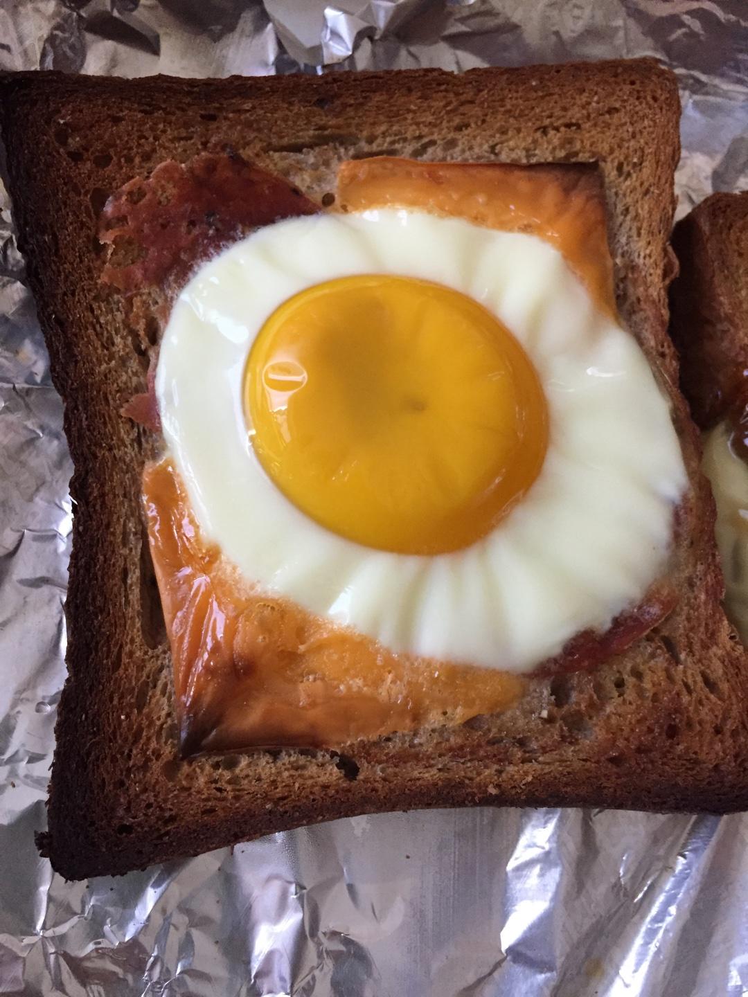 【老公爱心早餐】烤面包的做法