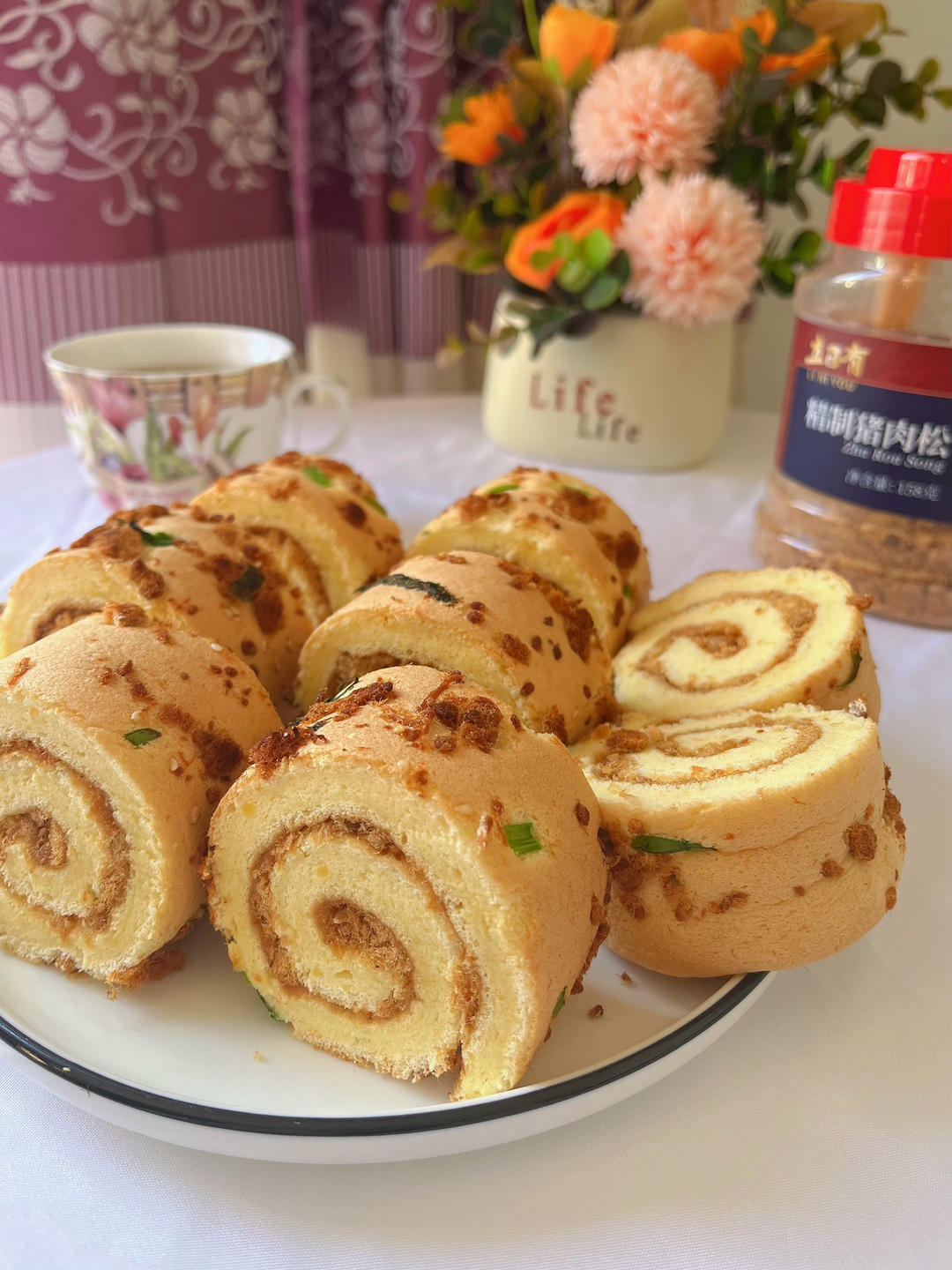 美味肉松卷-简单不开裂，零失误的蛋糕卷