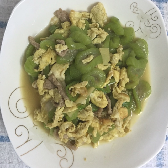 丝瓜炒蛋