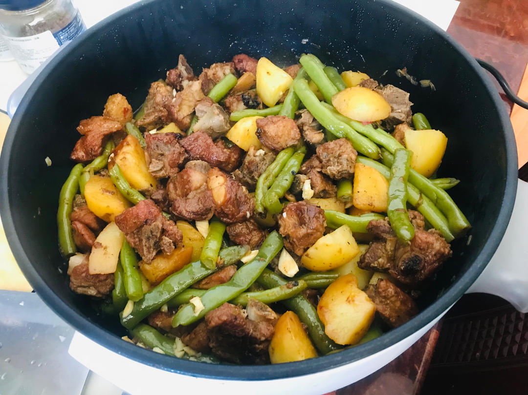 硬菜代表--排骨炖豆角土豆（豆角焖面胚子）