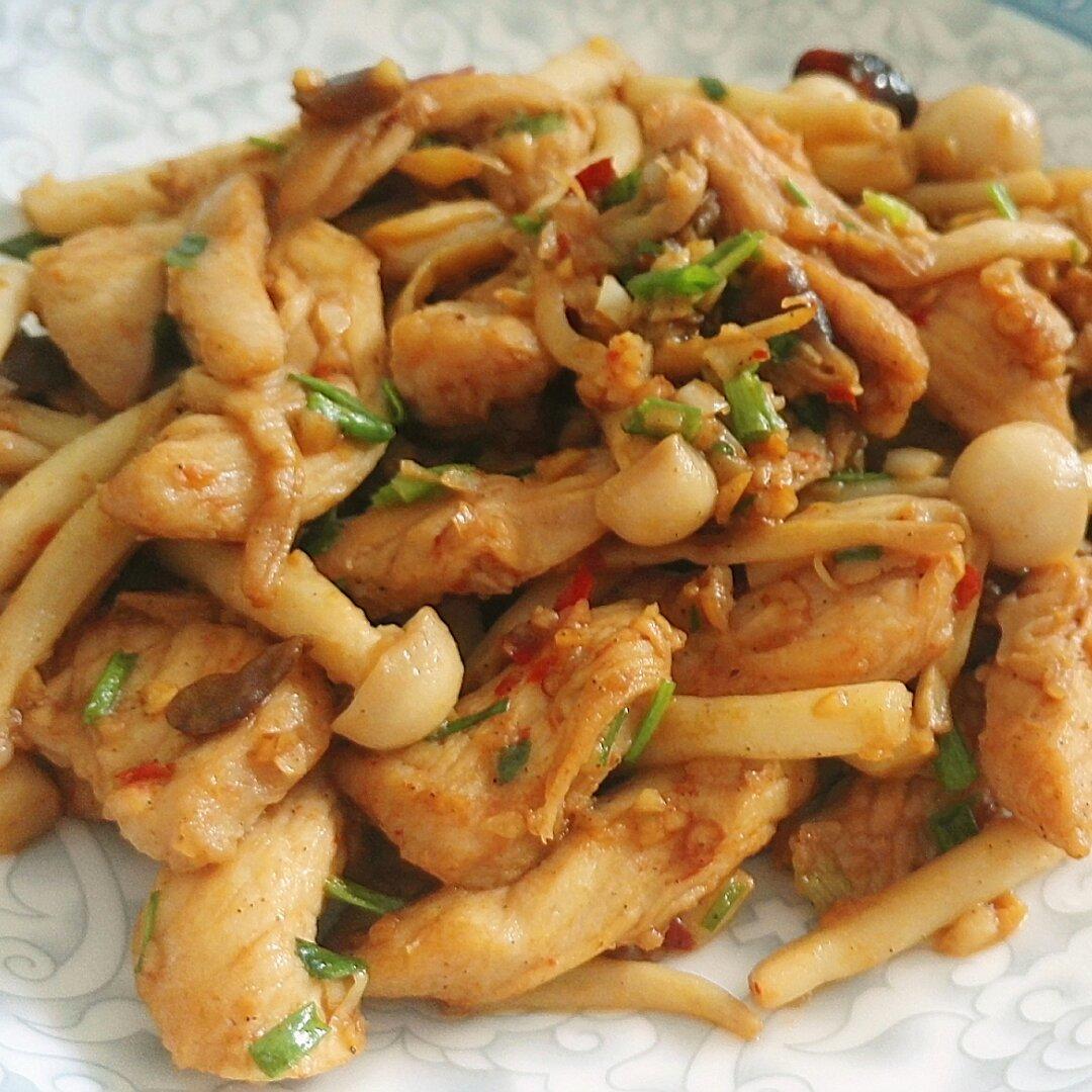 太阳当空照做的鸡丝海鲜菇