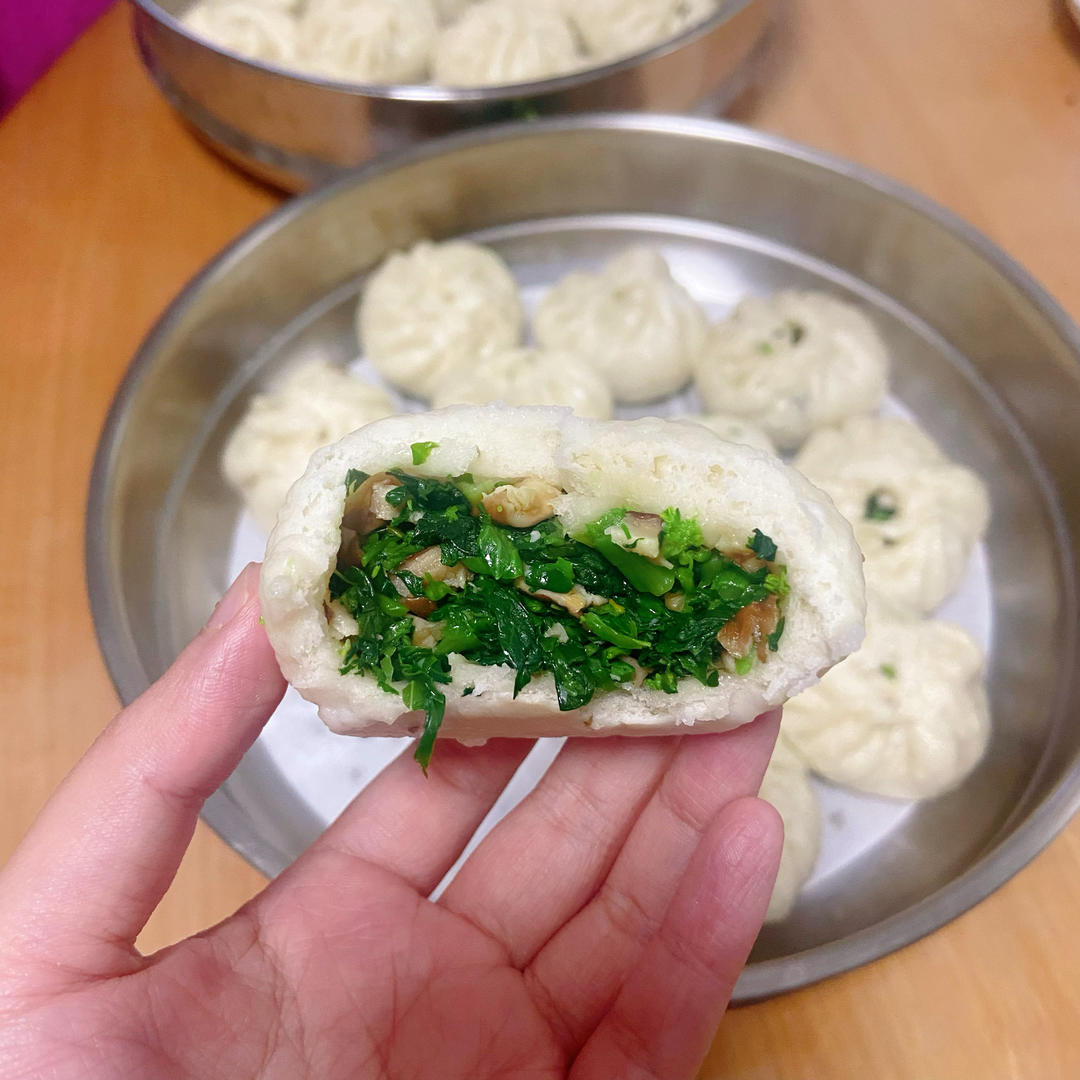 秒杀绿杨邨的香菇菜包