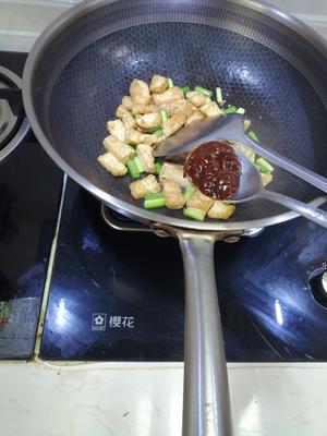 炸+炒|超级下饭简单易做的宫保豆腐的做法 步骤7