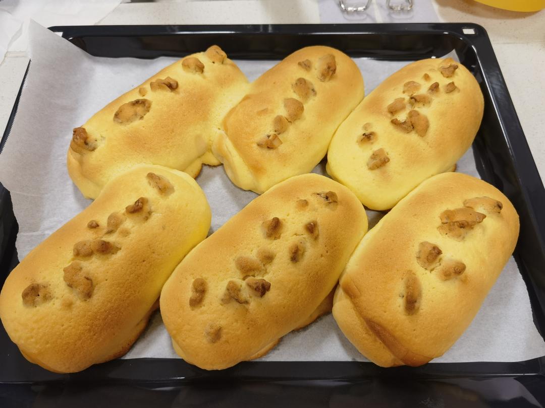 台式面包店十几年的招牌-日式乳酪面包