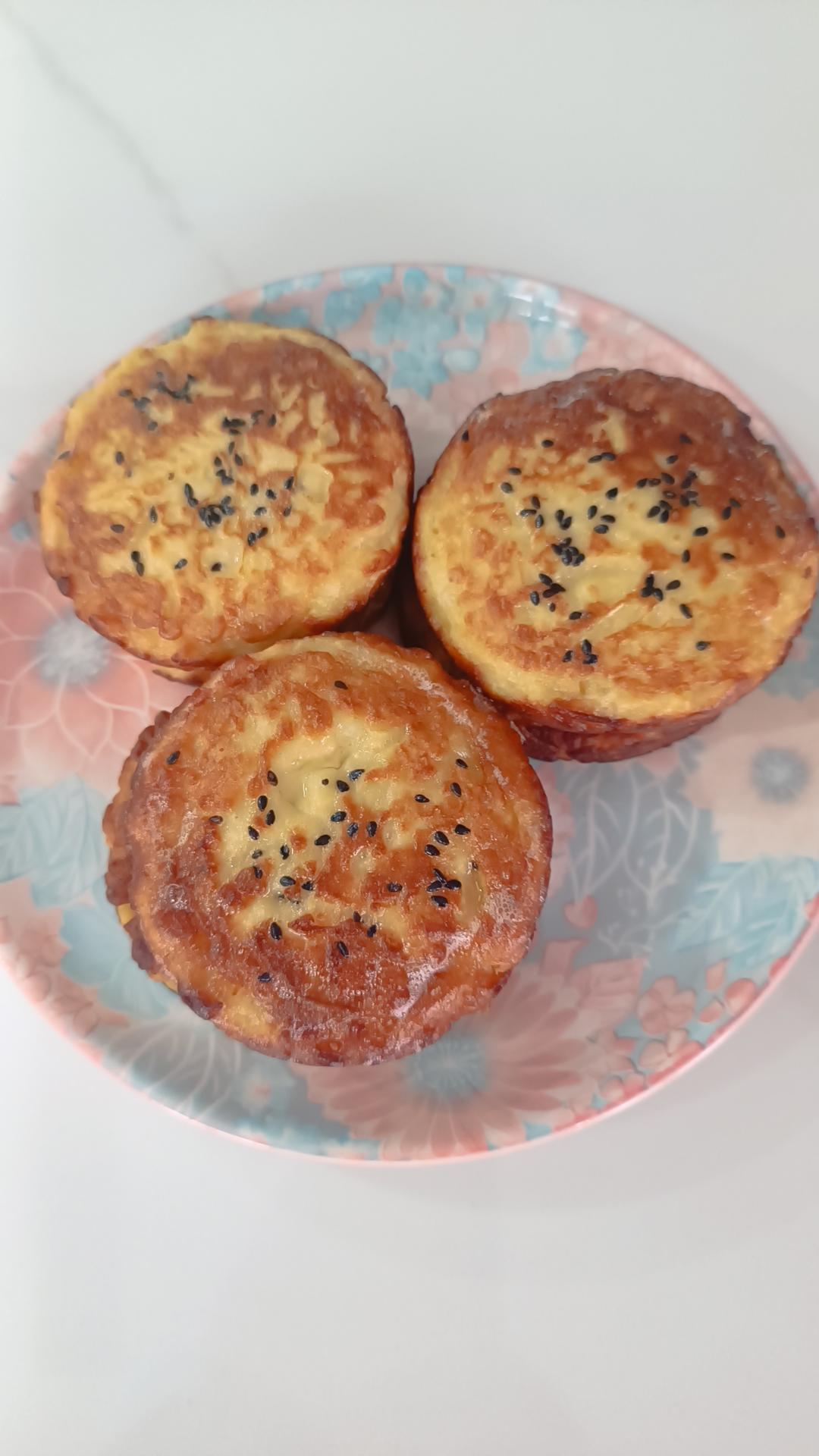 奶香松软的苹果饼