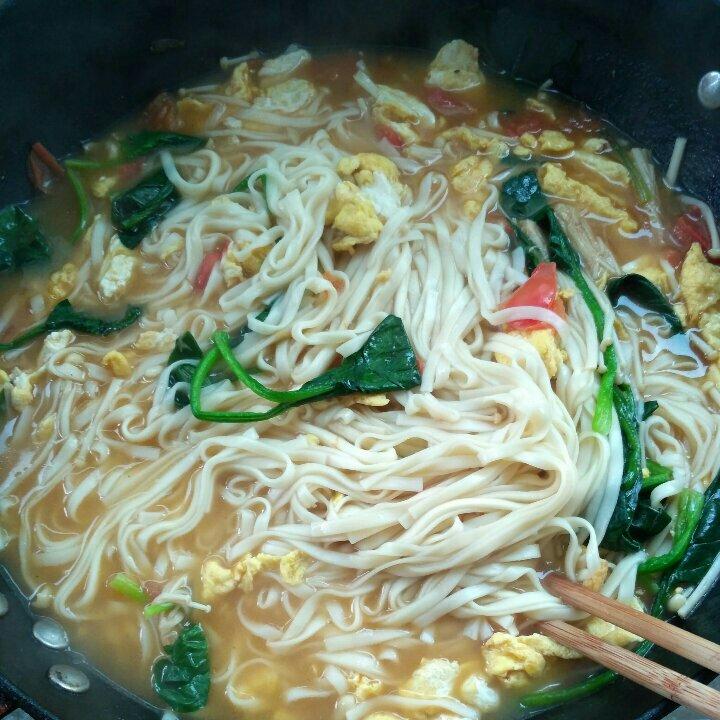 超级入味好吃的番茄鸡蛋面