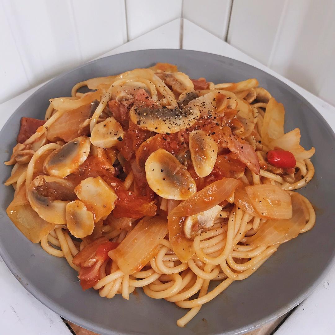 培根番茄意大利面