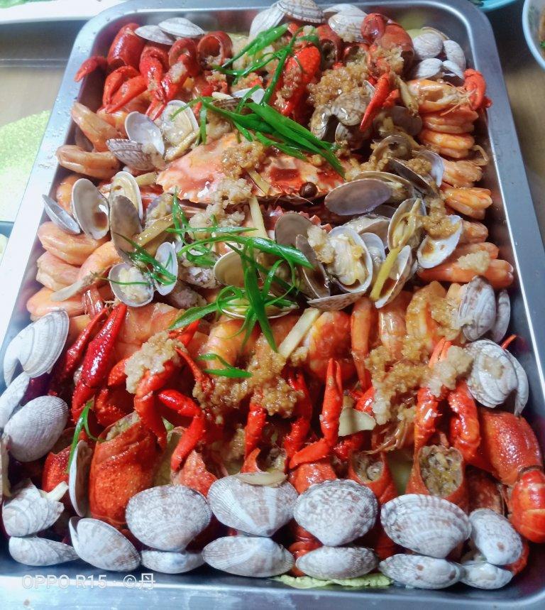 家庭版蒜香海鲜大咖