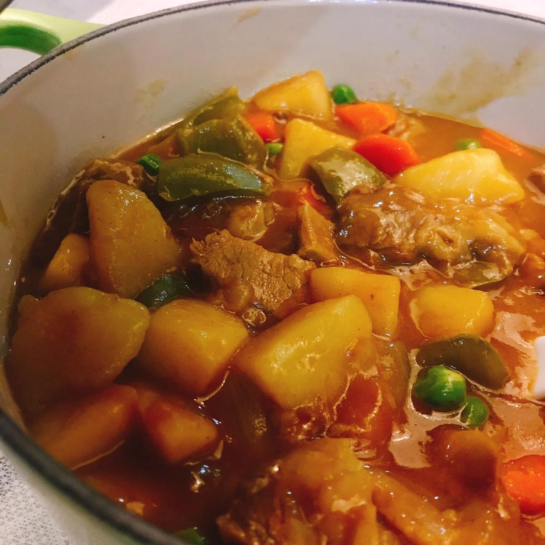 日式牛肉咖喱饭