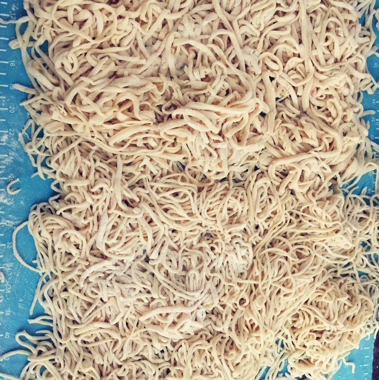 彩色面 有机面 蔬菜面 手工面 女侠森森