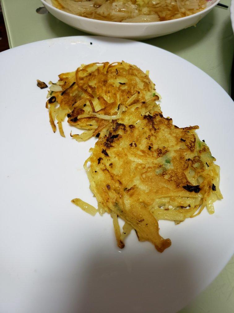 鸡蛋土豆饼