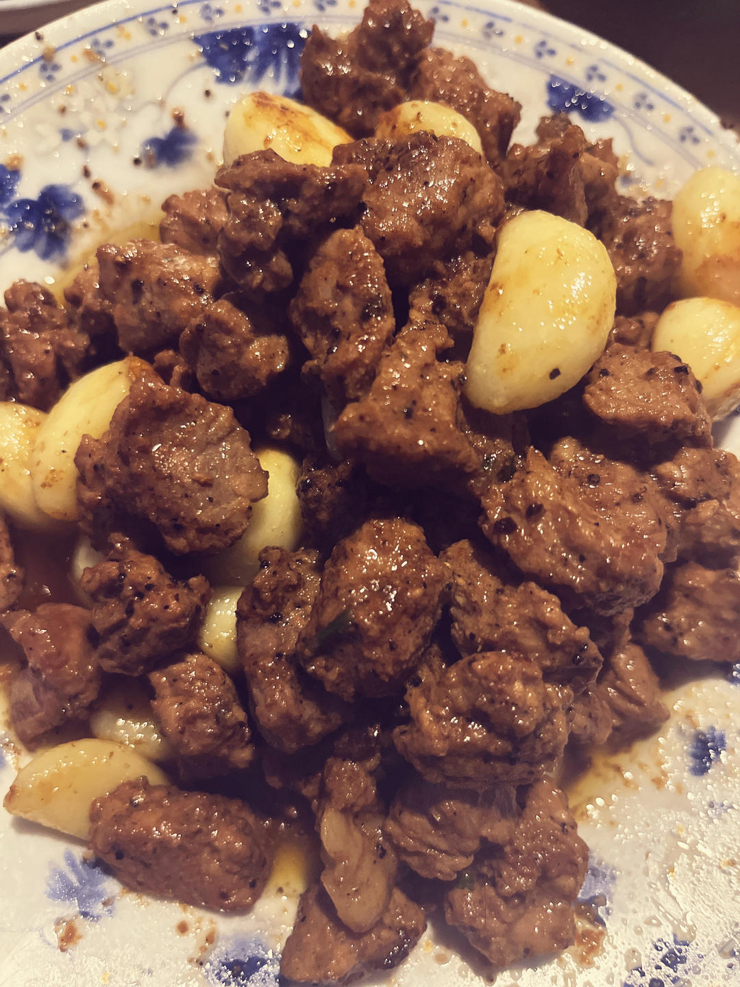 黑蒜子牛肉粒