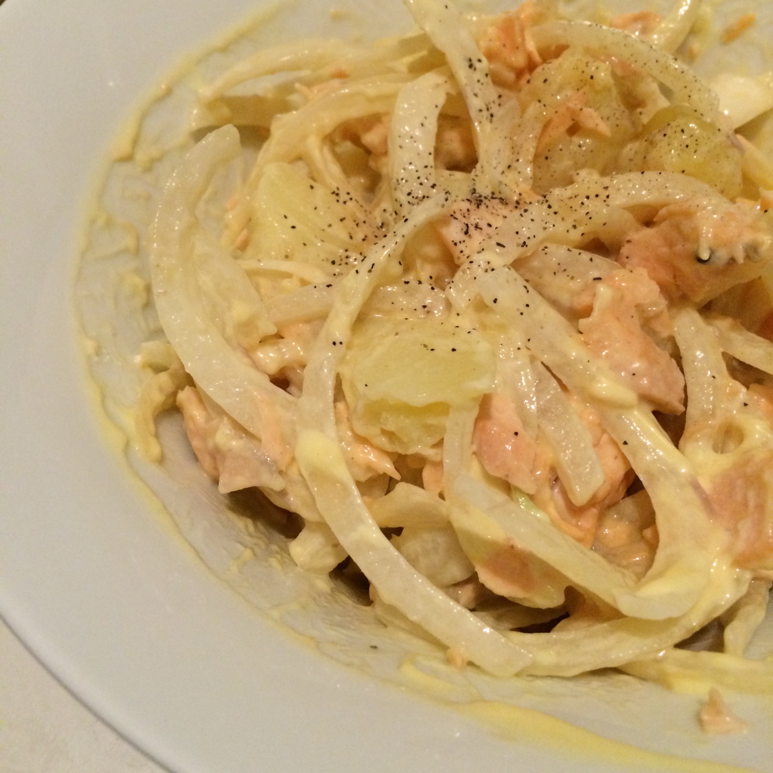 人氣！日式洋蔥鮭魚土豆色拉！