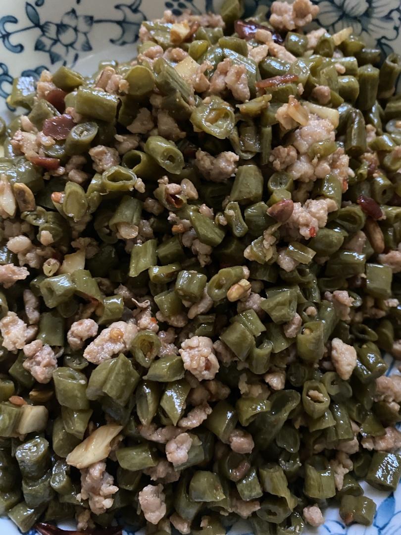 酸豆角炒肉末