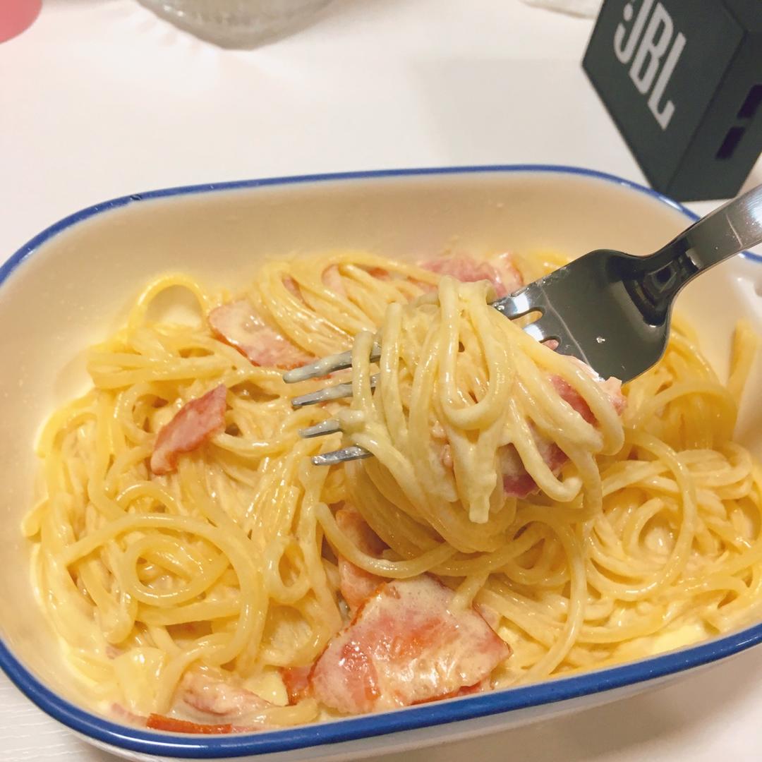 奶油培根意大利面（spaghetti）