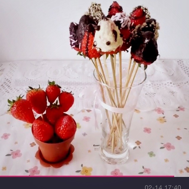 草莓棒棒糖的做法步骤图 草莓棒棒糖怎么做好吃 初夏 64 下厨房